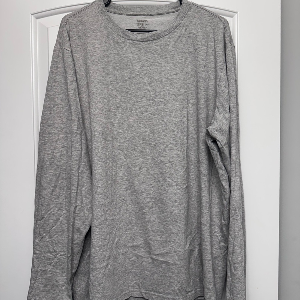 Reebok Men's Heather Gray Long Sleeve Tee